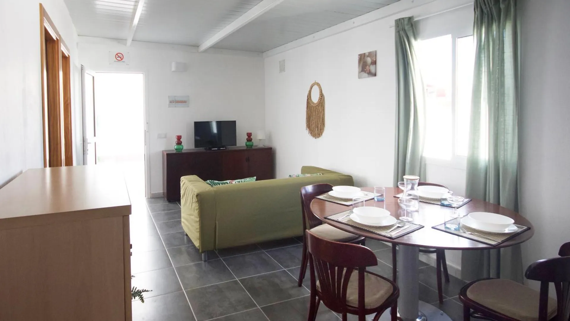 Apartamentos Las Majoreras 1 Y 2 Dormitorios 0*,  Spain