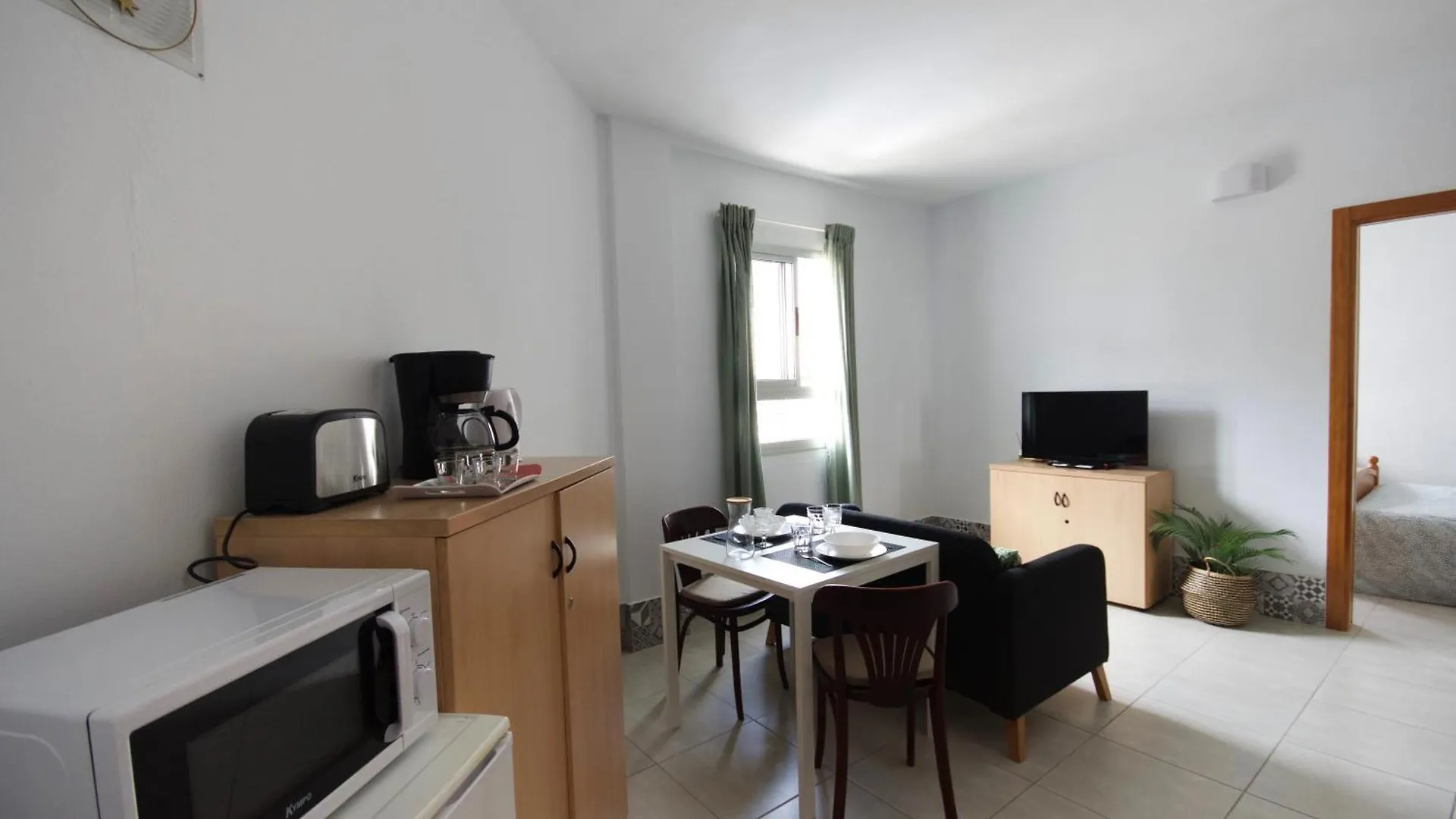 Apartamentos Las Majoreras 1 Y 2 Dormitorios